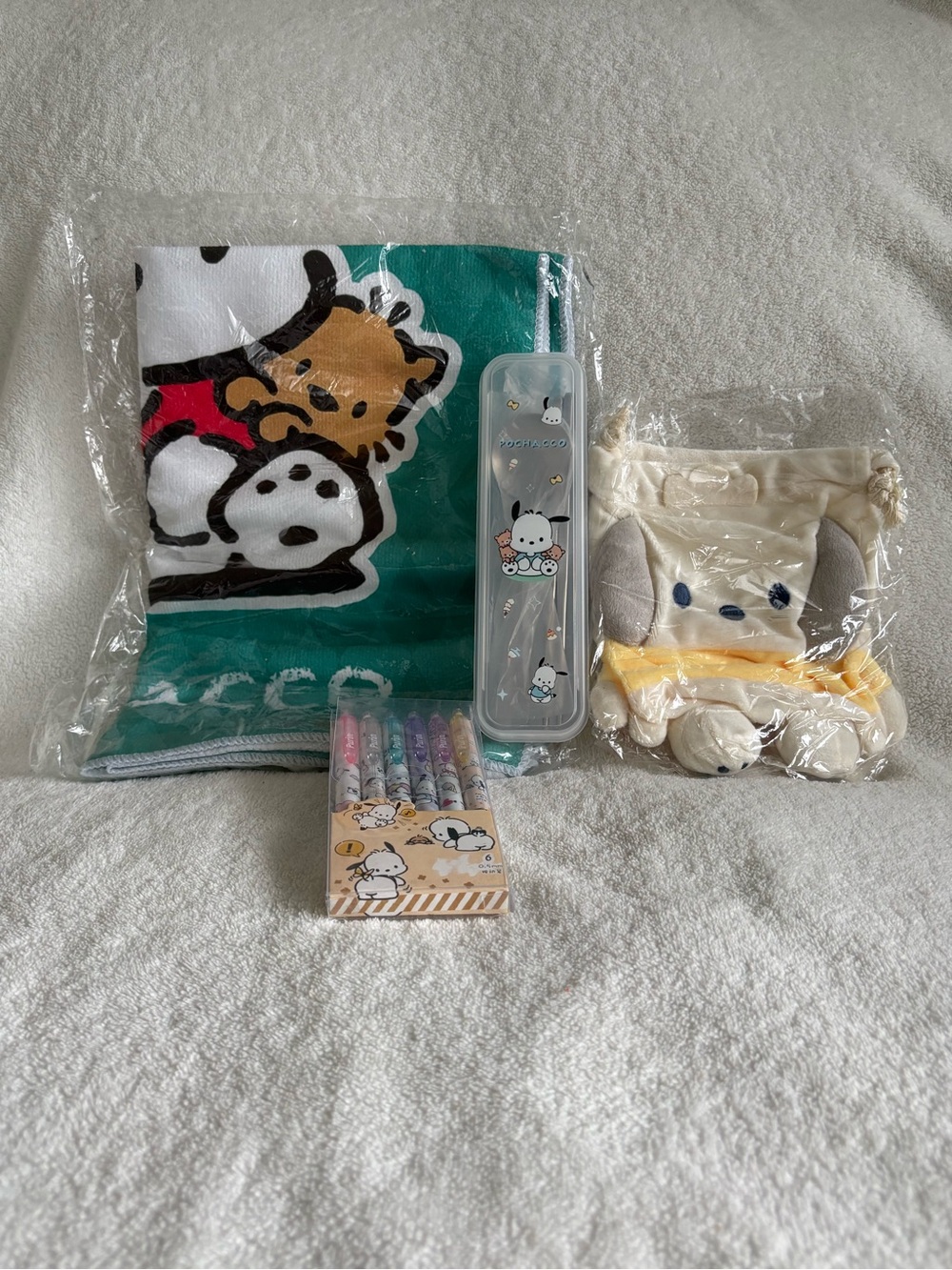 Pochacco Bundles #6 - Set Dish Towels, Drawstring Bag, Utensil Set, Pens